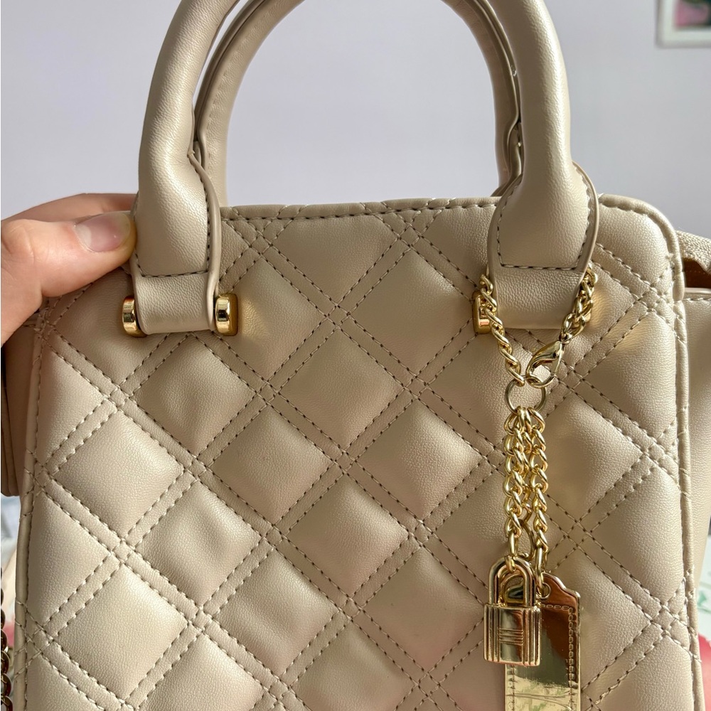 Elegant Beige Quilted Handbag